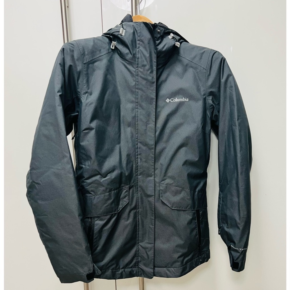 NWOT Columbia Omni-Tech Ski/Outdoor Jacket Grey Size XS